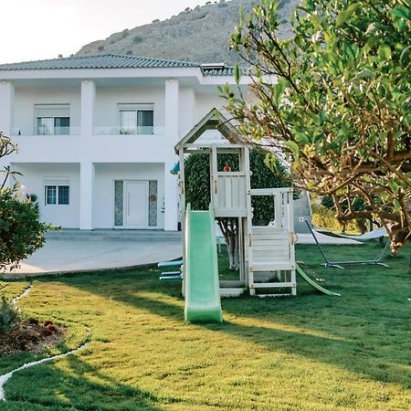M Mansion Villa Pefki Екстериор снимка