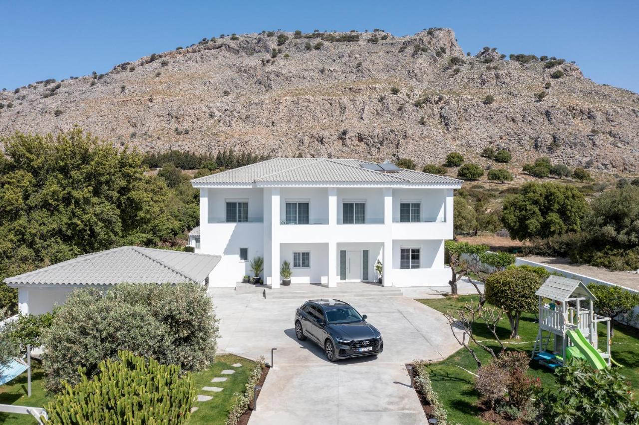 M Mansion Villa Pefki Екстериор снимка