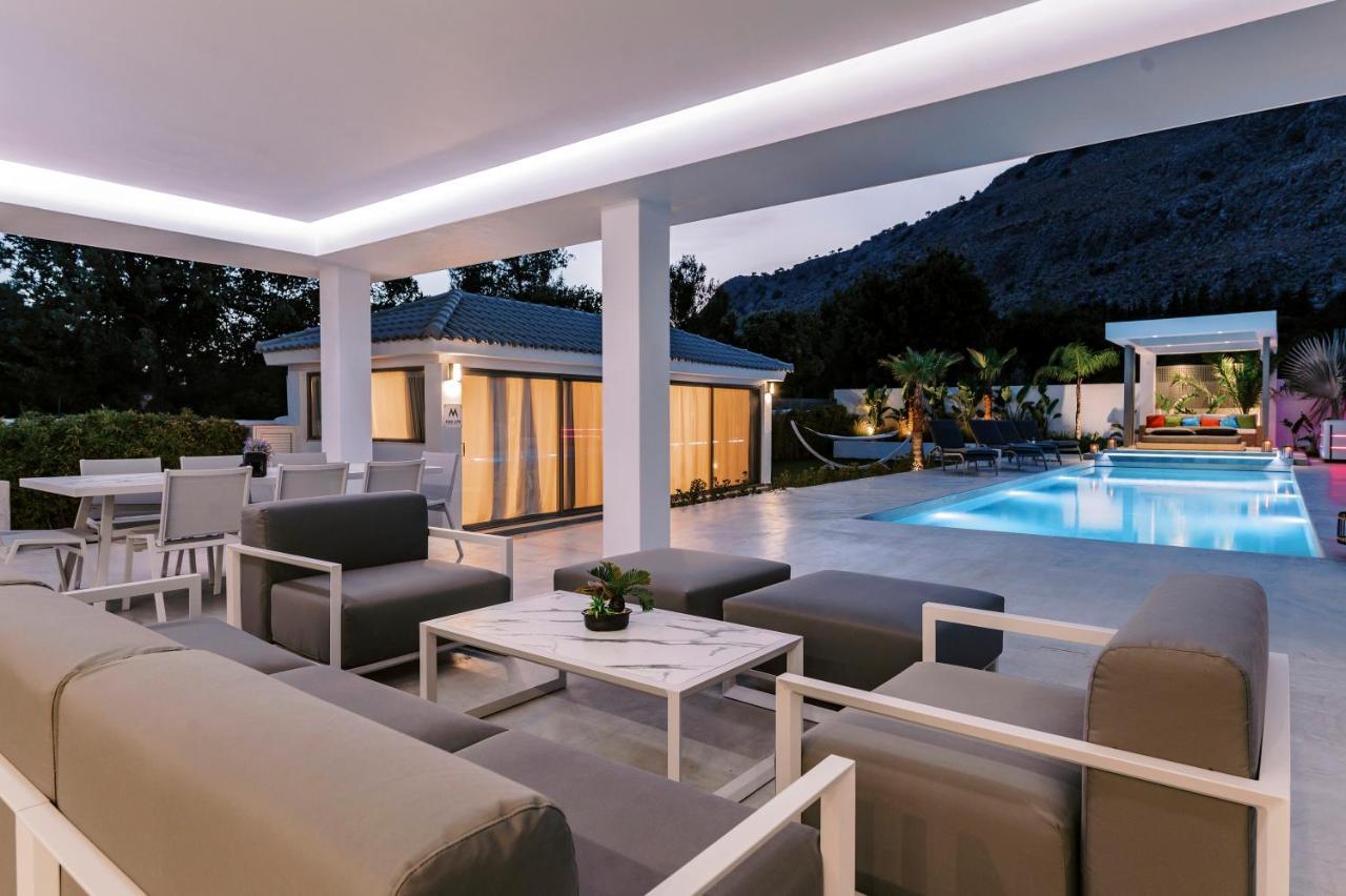 M Mansion Villa Pefki Екстериор снимка